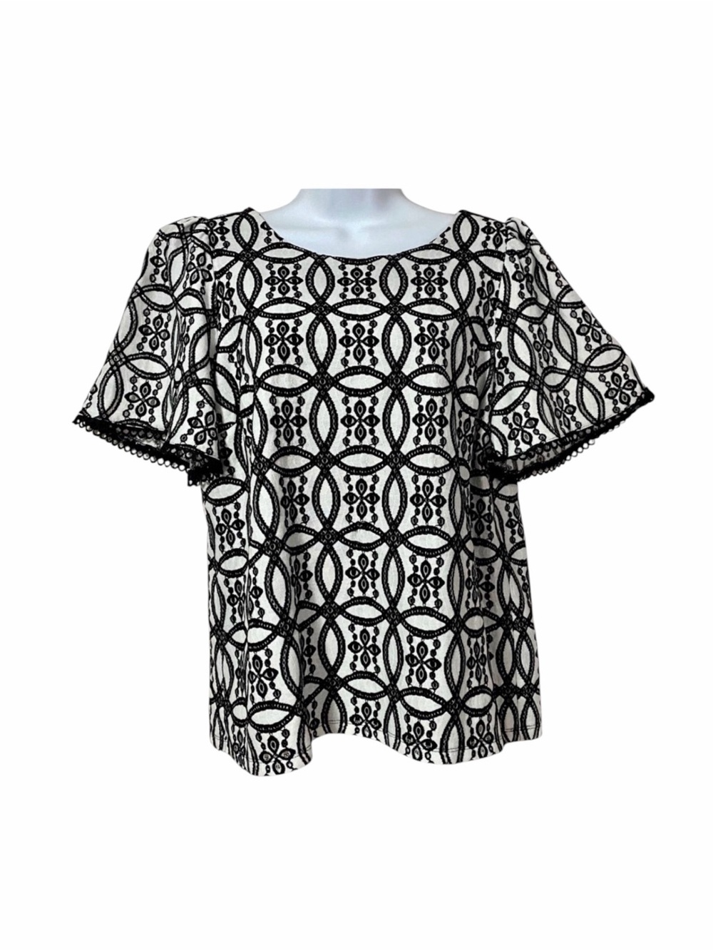 Black White Floral Blouse Top Size Medium Flare Bell Sleeve Embroidered Eyelet
